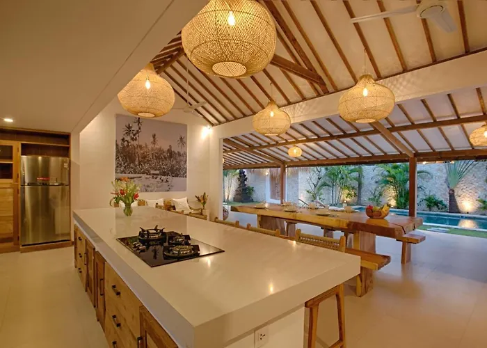 Ananda - Tropical 3bdrs - Pool, Lounge & Open Dining Uluwatu (Bali)