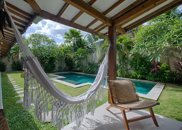 Ananda - Tropical 3bdrs - Pool, Lounge & Open Dining Villa *